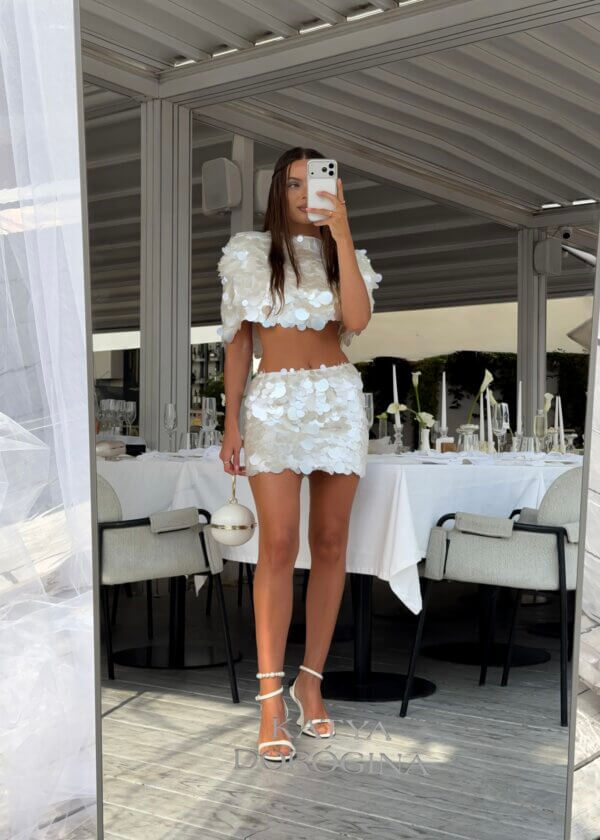Костюм White wings
